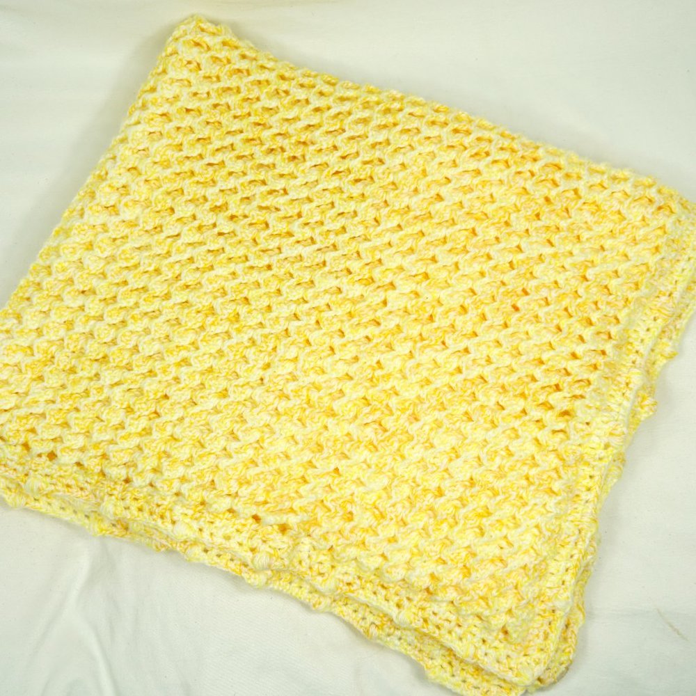 GORGEOUS HANDMADE THROW BLANKET FOR BABY OR ADULT